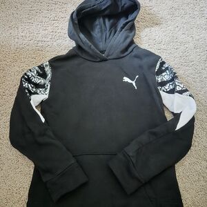 Puma Black Hoodie with Patterned Sleeves